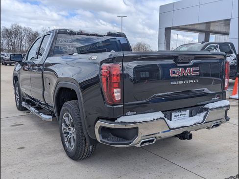 New 2026 GMC Sierra 1500 SLE w/ X31 Off-Road Package AWD/4WD image 8