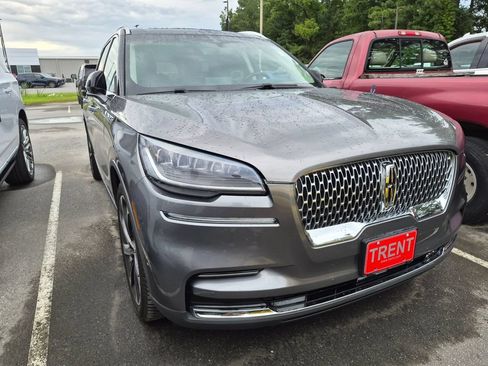 Used 2022 Lincoln Aviator Reserve w/ Equipment Group 201A RWD image 13