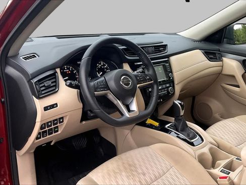 Used 2020 Nissan Rogue SV w/ Sun & Sound Touring Package AWD/4WD image 17
