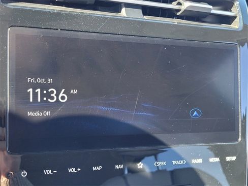 Used 2024 Hyundai Tucson Limited image 17