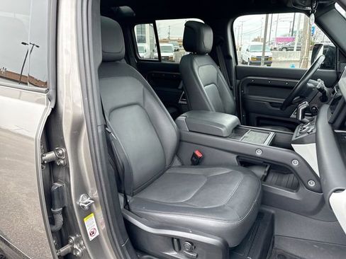 Used 2023 Land Rover Defender 110 X-Dynamic SE AWD/4WD image 25