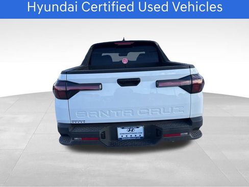 Certified 2025 Hyundai Santa Cruz SEL image 8