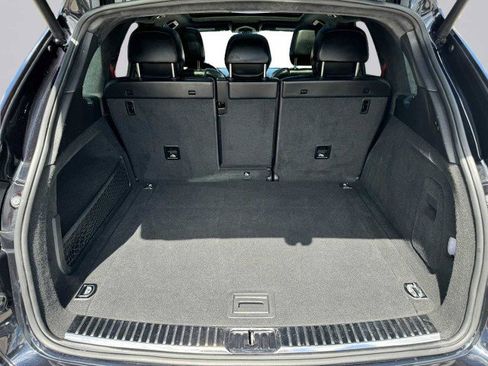 Used 2017 Porsche Cayenne GTS image 57