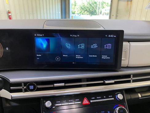 Used 2026 Hyundai Santa Fe SEL FWD image 39
