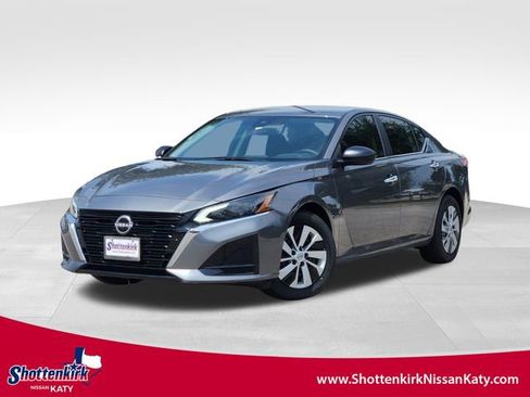 New 2025 Nissan Altima 2.5 S image 1