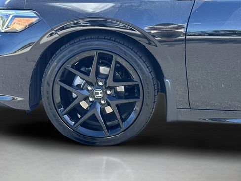 Certified 2025 Honda Civic Sport image 27