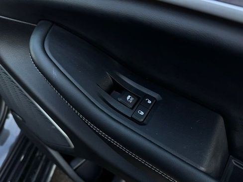 Certified 2022 Jeep Grand Cherokee Limited image 17