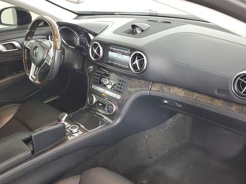 Used 2014 Mercedes-Benz SL 550 image 29