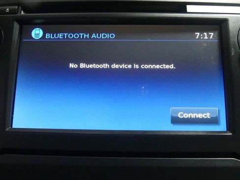 Used 2017 Nissan Titan SV AWD/4WD image 42