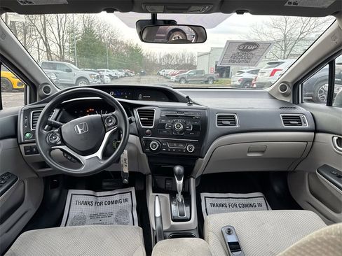 Used 2013 Honda Civic Hybrid Sedan image 10
