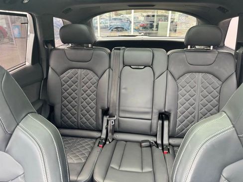 Certified 2024 Audi SQ7 Prestige AWD/4WD image 24