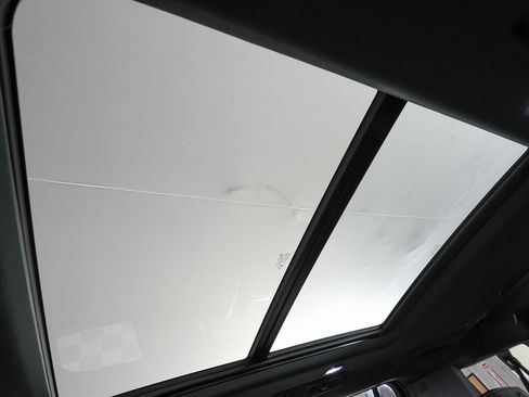 Used 2026 GMC Yukon XL AT4 Ultimate image 30