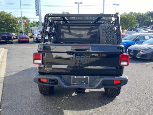 Used 2021 Jeep Gladiator Sport w/ Trailer Tow Package AWD/4WD image 6