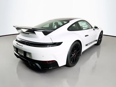 New 2026 Porsche 911 Carrera 4S image 10