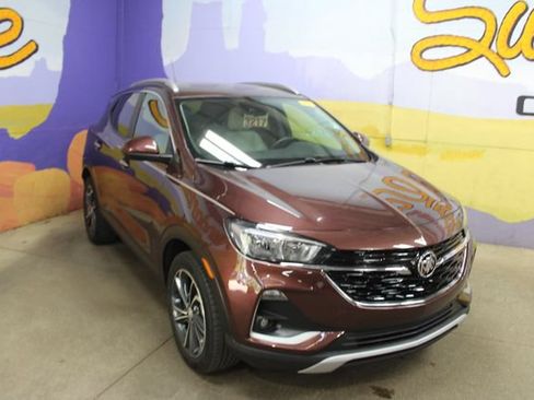 Used 2023 Buick Encore GX Select FWD image 2