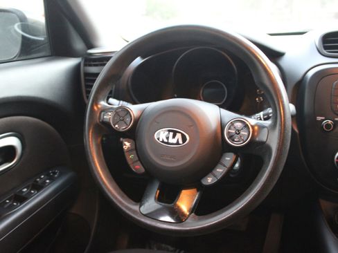 Used 2016 Kia Soul image 8