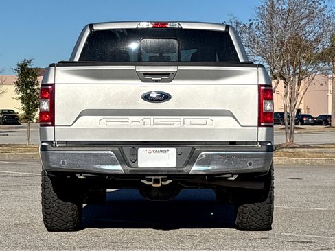 Used 2019 Ford F150 Lariat w/ Trailer Tow Package image 24