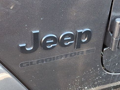 New 2026 Jeep Gladiator Sport image 5