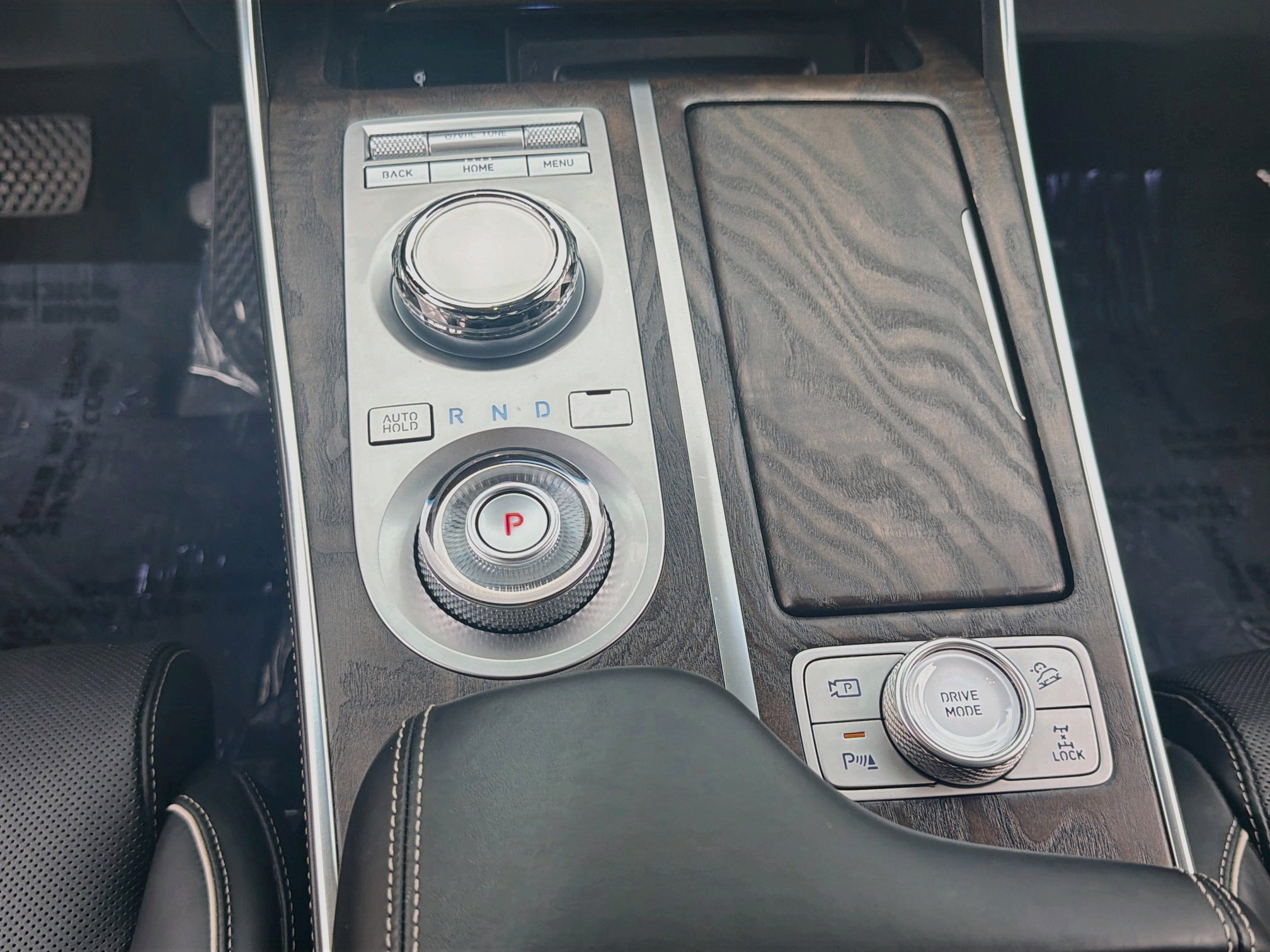Used 2024 Genesis GV80 3.5T w/ Prestige Package AWD/4WD image 26