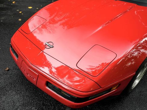 Used 1991 Chevrolet Corvette Coupe RWD image 57