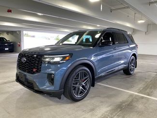 Used 2025 Ford Explorer ST w/ Sun And Sound Package AWD/4WD video 1