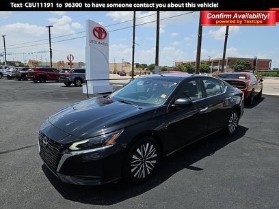 Used 2024 Nissan Altima 2.5 SV