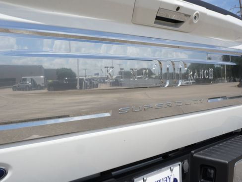 Used 2024 Ford F250 King Ranch w/ Chrome Package AWD/4WD image 22