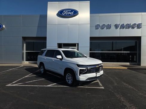 Used 2025 Chevrolet Tahoe LT image 6