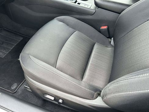 Used 2025 Nissan Altima 2.5 SV AWD/4WD image 19