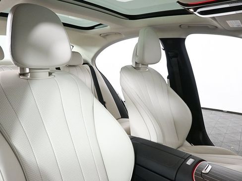 Used 2025 Mercedes-Benz E 350 Sedan image 20