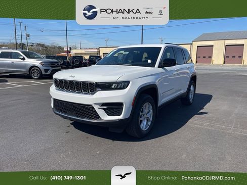 New 2026 Jeep Grand Cherokee Laredo image 1