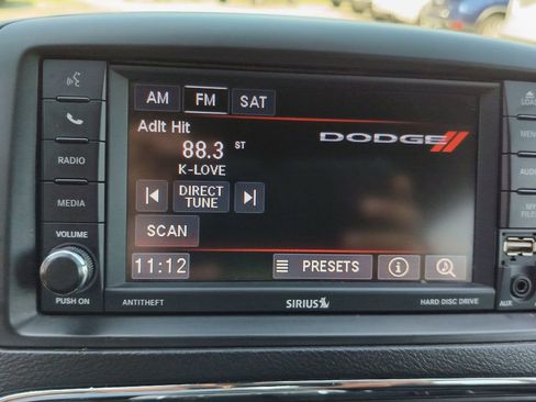 Used 2019 Dodge Grand Caravan SXT image 16