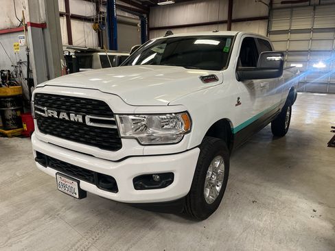 Used 2024 RAM 2500 Big Horn w/ Level 2 Equipment Group AWD/4WD image 4