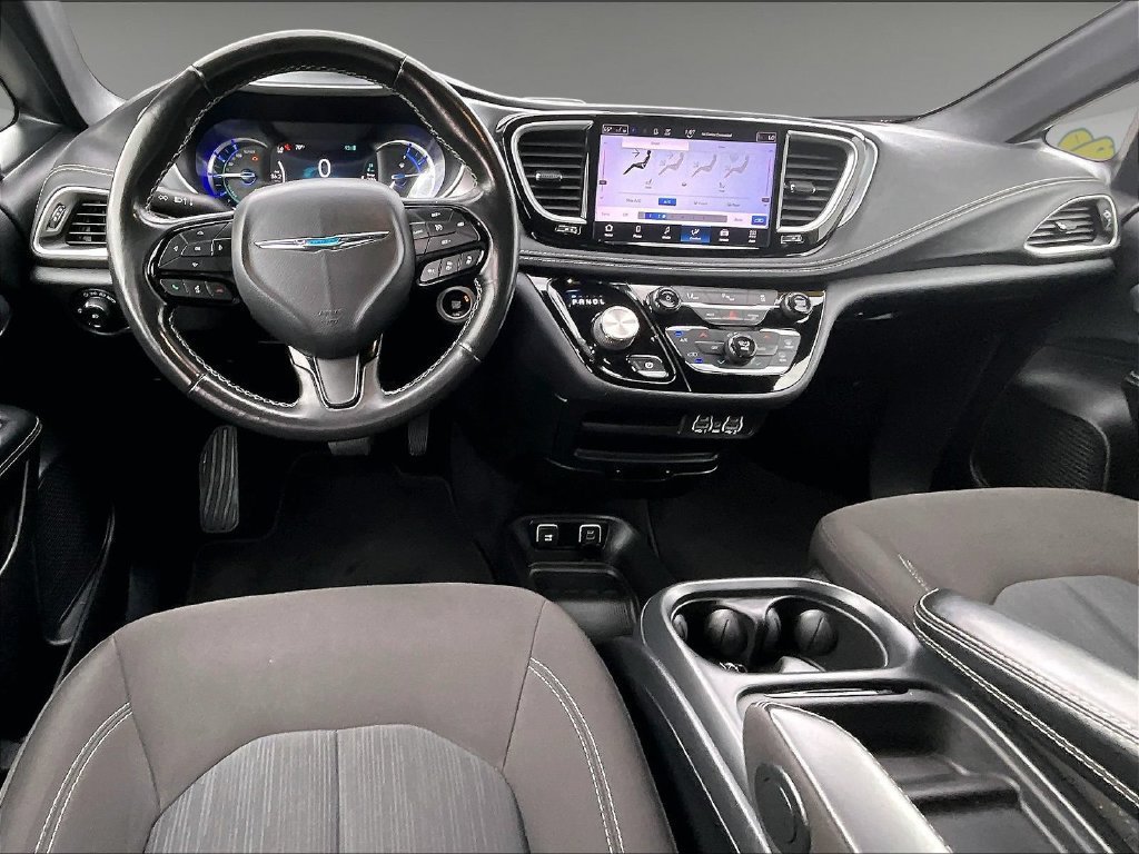 Used 2021 Chrysler Pacifica Touring w/ S Appearance Package FWD image 21