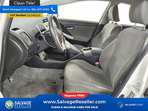 Used 2012 Toyota Prius Two FWD image 9
