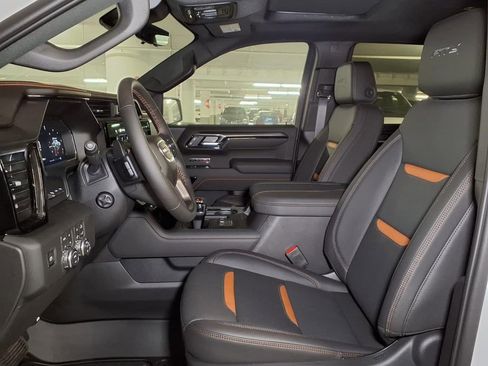 New 2026 GMC Sierra 1500 AT4 w/ AT4 Premium Package AWD/4WD image 15
