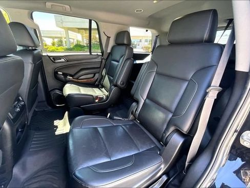 Used 2018 Chevrolet Tahoe Premier AWD/4WD image 26