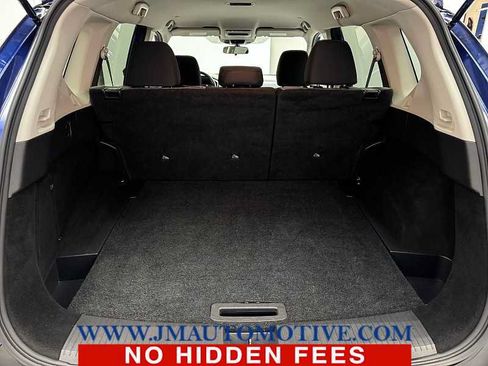 Used 2022 Nissan Rogue SV AWD/4WD image 16