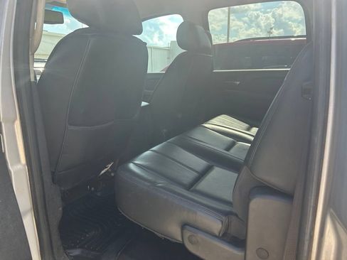 Used 2013 Chevrolet Silverado 2500 LTZ w/ LTZ Plus Package AWD/4WD image 7