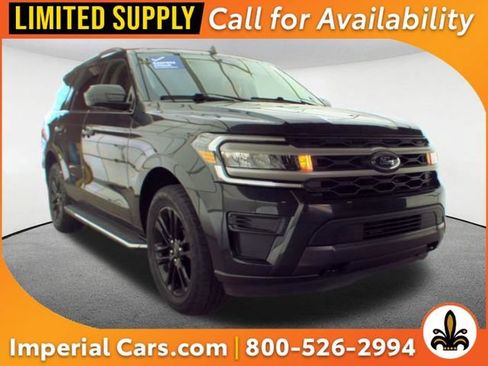 Used 2023 Ford Expedition XLT AWD/4WD image 1