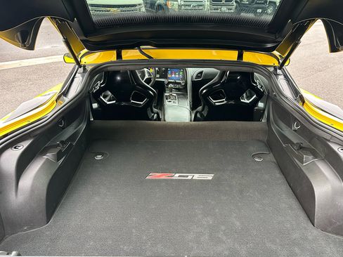 Used 2018 Chevrolet Corvette Z06 image 14