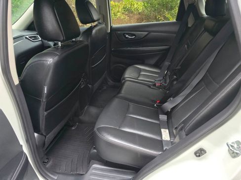 Used 2016 Nissan Rogue SL w/ SL Premium Package image 15