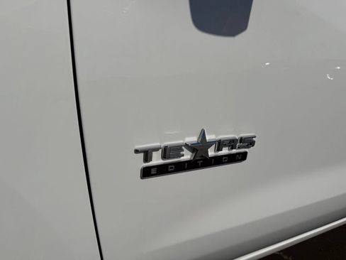 Used 2020 Chevrolet Silverado 1500 LT w/ Texas Edition AWD/4WD image 21