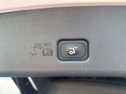 New 2026 Lincoln Nautilus Reserve w/ Jet Appearance Package image 18