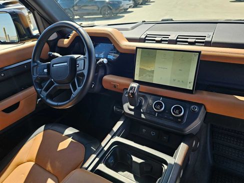 Used 2023 Land Rover Defender 130 X AWD/4WD image 11