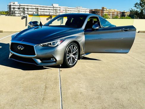 Used 2019 INFINITI Q60 3.0t w/ Cargo Package RWD image 27