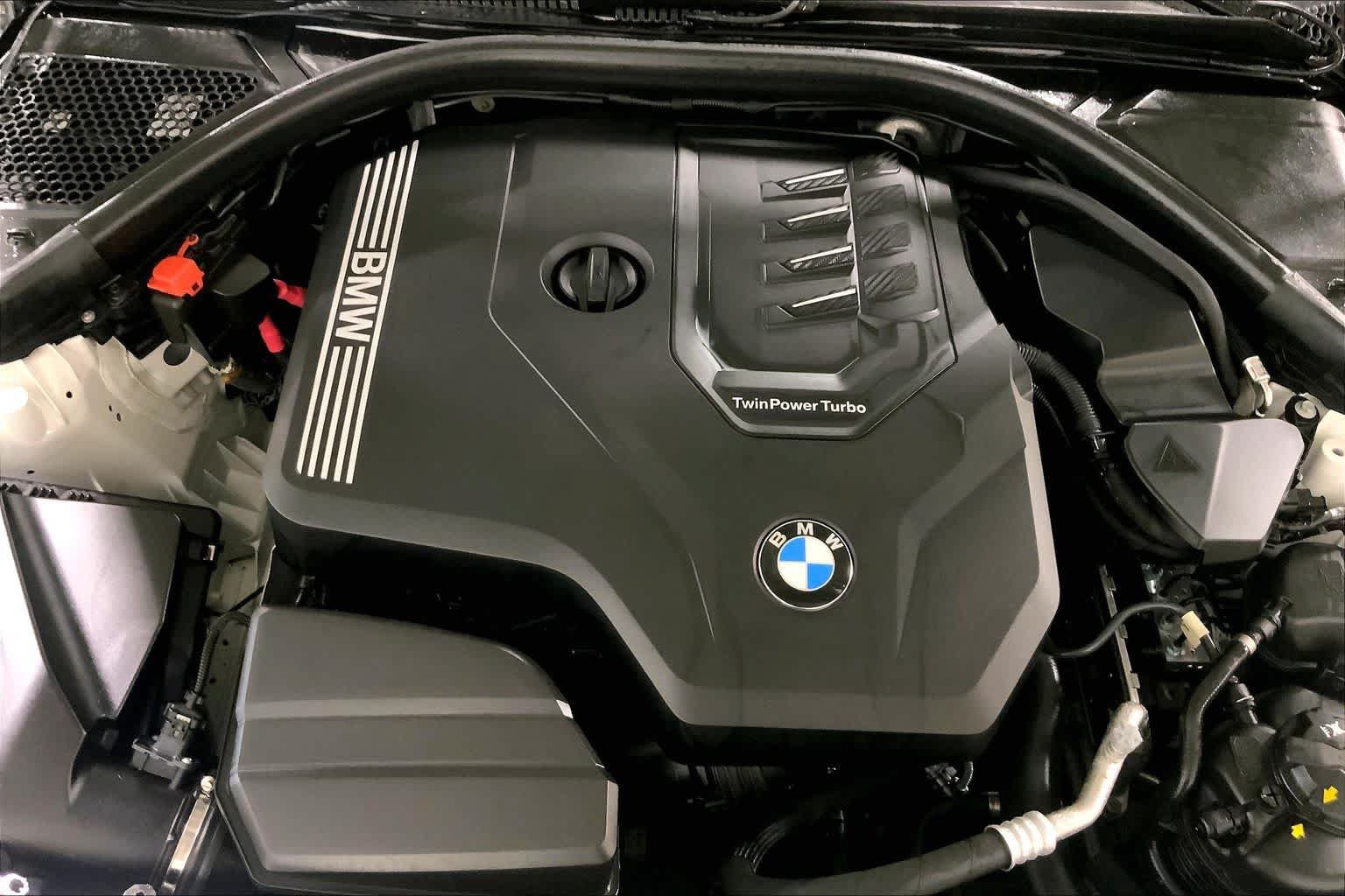 Used 2022 BMW 330i xDrive Sedan w/ Premium Package AWD/4WD image 33