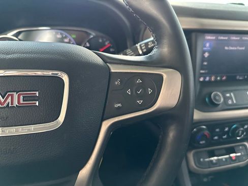 Used 2023 GMC Acadia Denali w/ Denali Ultimate Package image 8