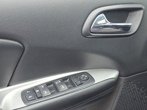 Used 2016 Dodge Journey SXT w/ Comfort/Convenience Group image 31