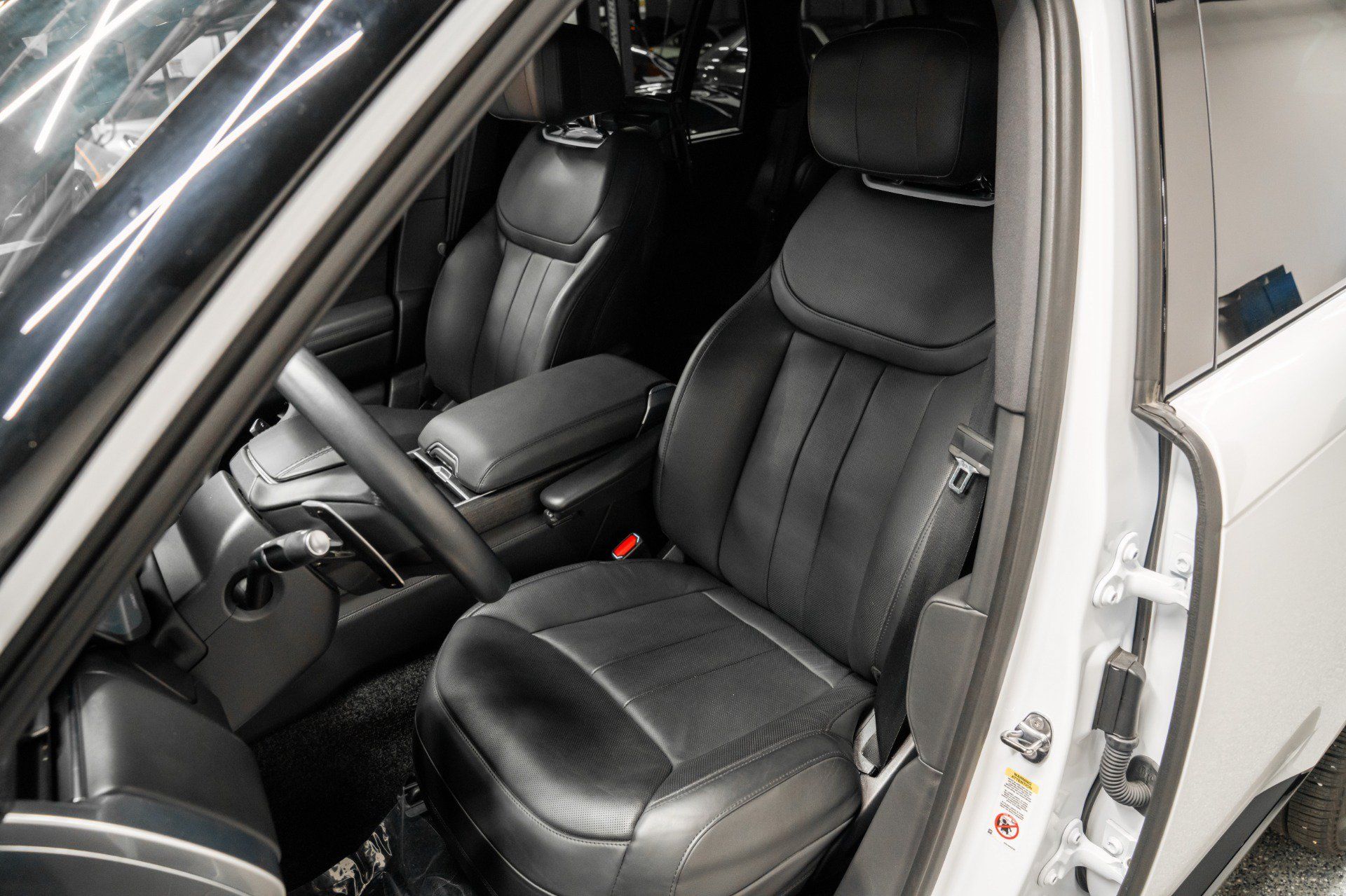 Used 2024 Land Rover Range Rover Autobiography AWD/4WD image 22